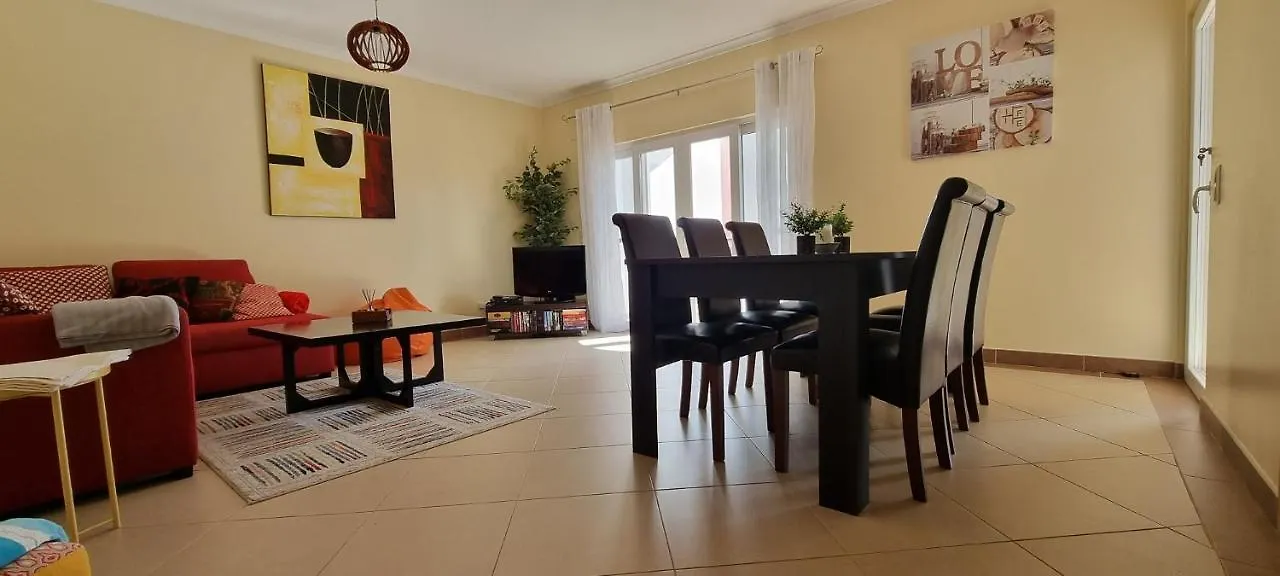 Cabanas De Tavira O Pomar, Large 2 Bedroom Apartment With A Short Distance To The Ocean
